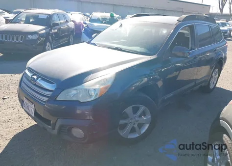 2013 Subaru Outback 2.5I Premium z USA, uszkodzony, nr VIN 4S4BRBCC7D3222762
